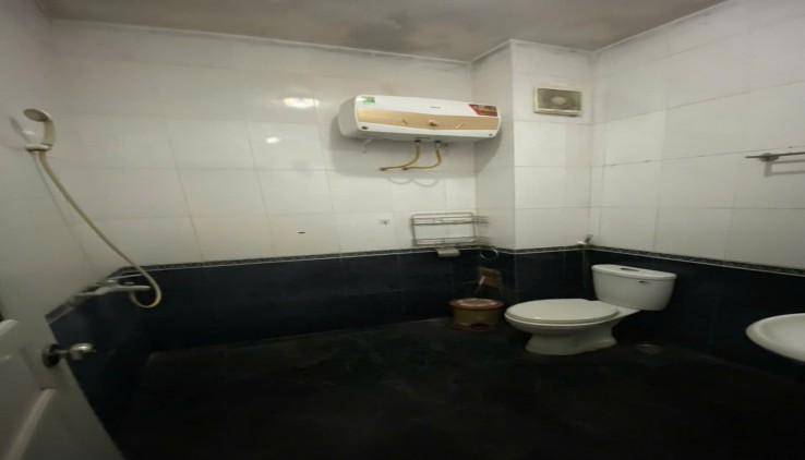 Cho thuê Ở NHÓM, HỘ GĐ nhà nguyên căn 94 Hoàng Mai,  40m2 x 4 tầng, 2 ngủ khép kín, 9 Triệu